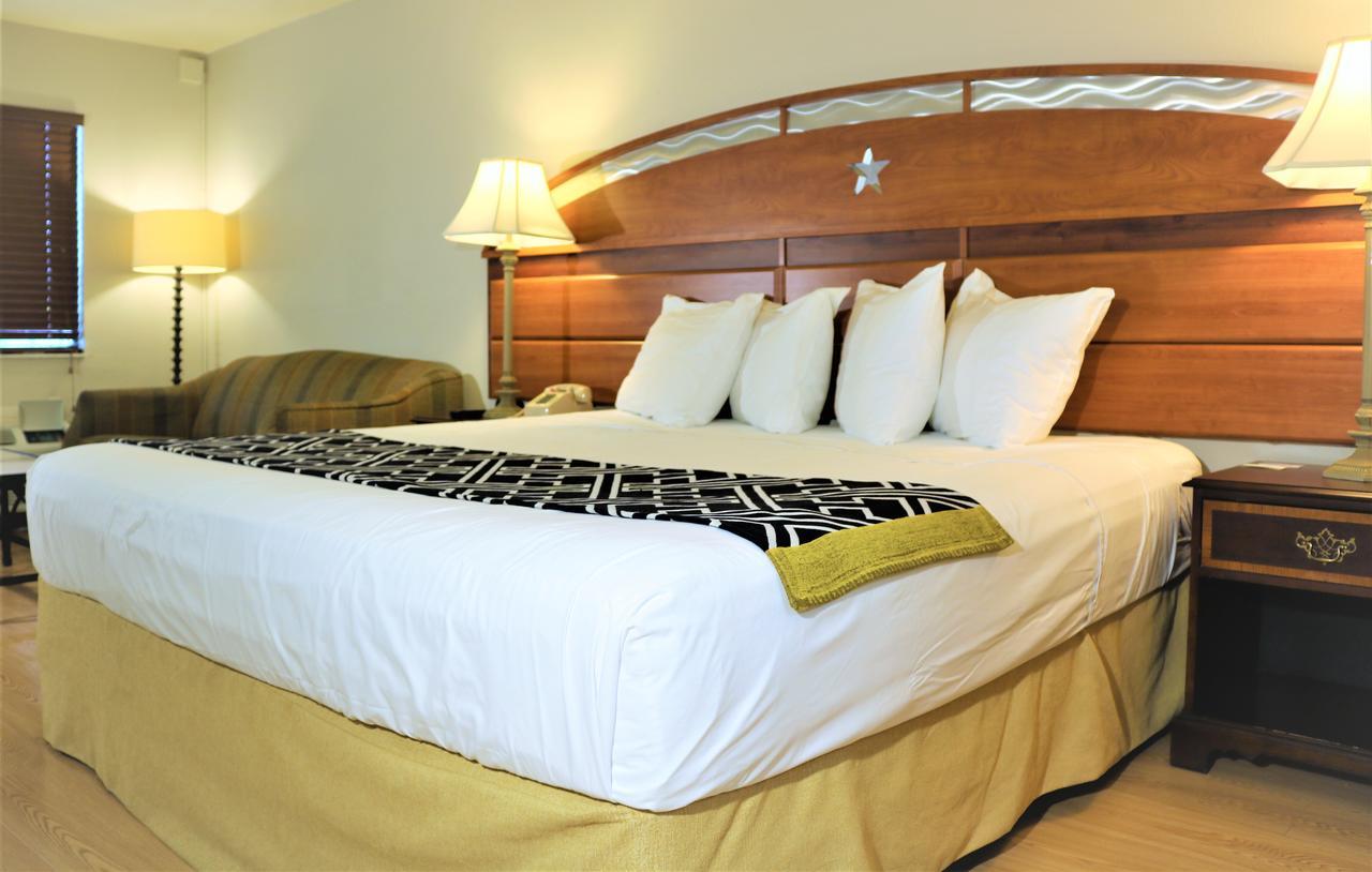 كيسيمي Monte Carlo Inn- Near Disney المظهر الخارجي الصورة